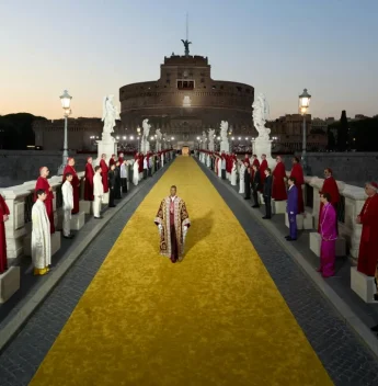 Dolce & Gabbana impacta o mundo da moda com desfile de Alta Sartoria no Castel Sant’Angelo