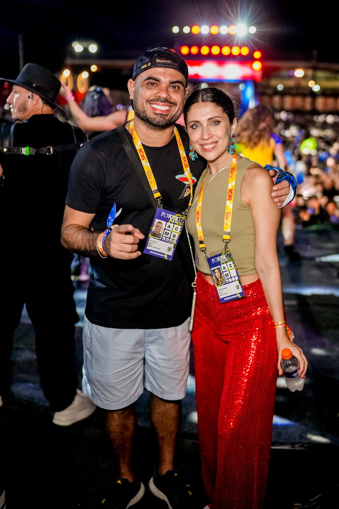 Júlio Filho E Nayara Rampin