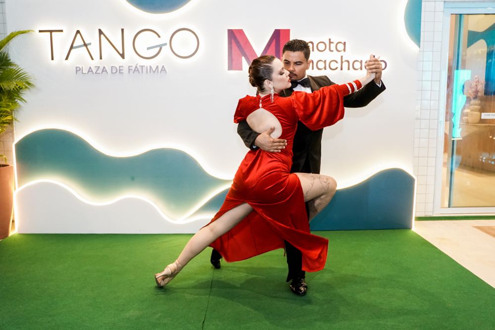 Kali Barbosa E Josimar Salim (2)