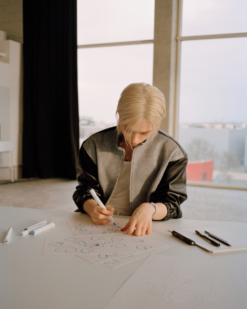 Louis Vuitton For Unicef Silver Lockit X Felix Bts John Cubillan(5)