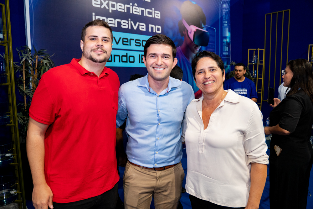 Lucas Diniz, Pedro Breckenfeld E Ana Alves