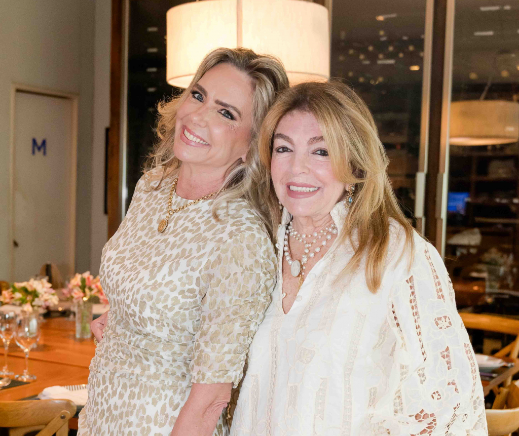 Marcia Verissimo E Sonia Simonsen 0018