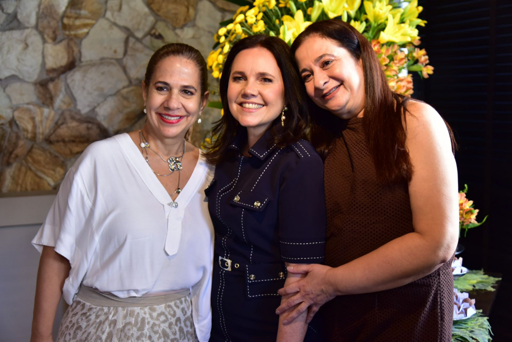 Martinha Assunção, Gyna Machado E Solange Horta