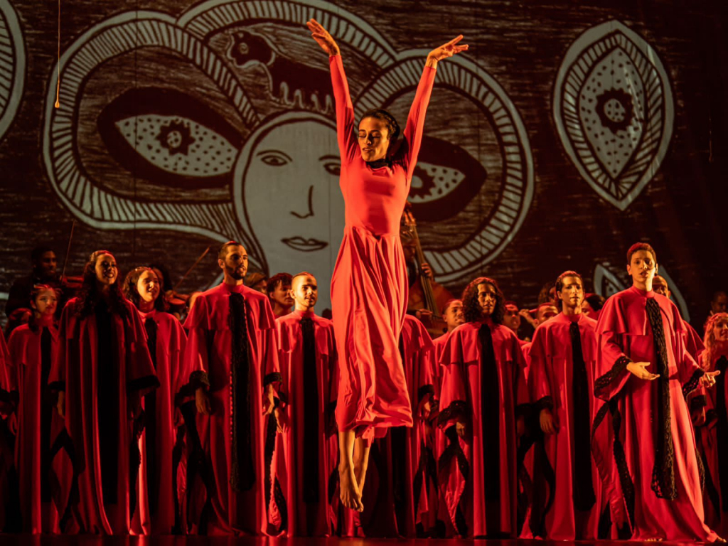 Musical “capiba, Pelas Ruas Eu Vou...”