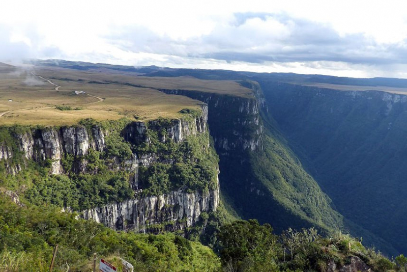 Brasil institui política nacional para incentivar visitação a parques naturais