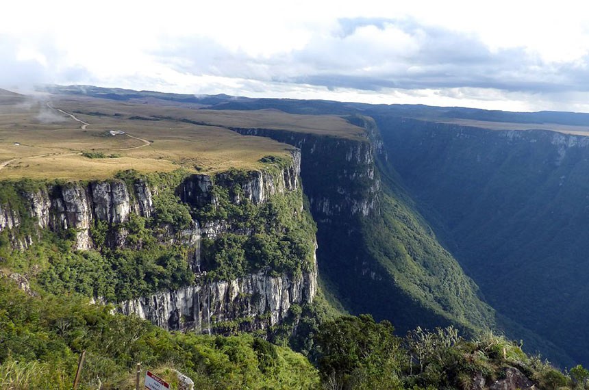Brasil institui política nacional para incentivar visitação a parques naturais