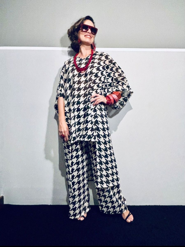 Raquel Dummar Veste A Nova Coleção De Alysson Aragão