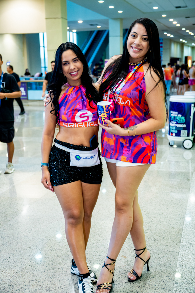 Thalita Vitória E Renara Brenda