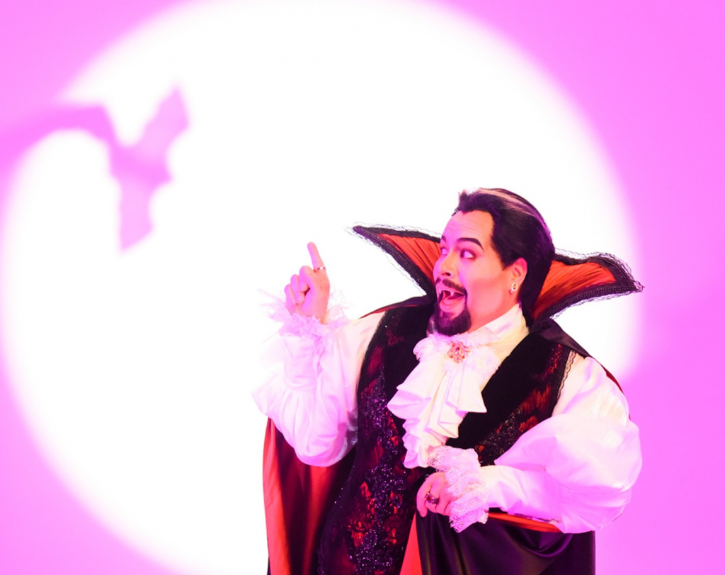 Tiago Abravanel 7357