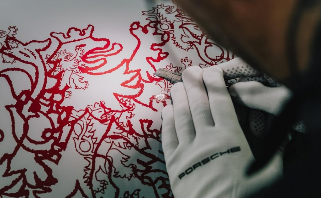 To Celebrate 75 Years Of Porsche In Luxembourg, The Brand Has Unveiled A One Of A Kind 911 Gt3, (2)