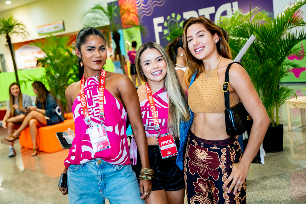 Yasmin Lins, Ana Luiza E Kelly Ketely