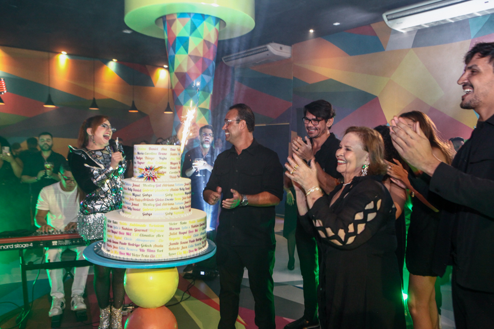 5 Anos De La Casa Lounge (32)