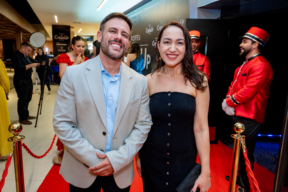 Airton Dantas E Adriana Vasconcelos