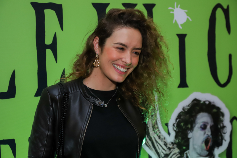 plateia de estrelas - Noite de glamour e diversão marca retorno de “Beetlejuice, o musical” aos palcos cariocas