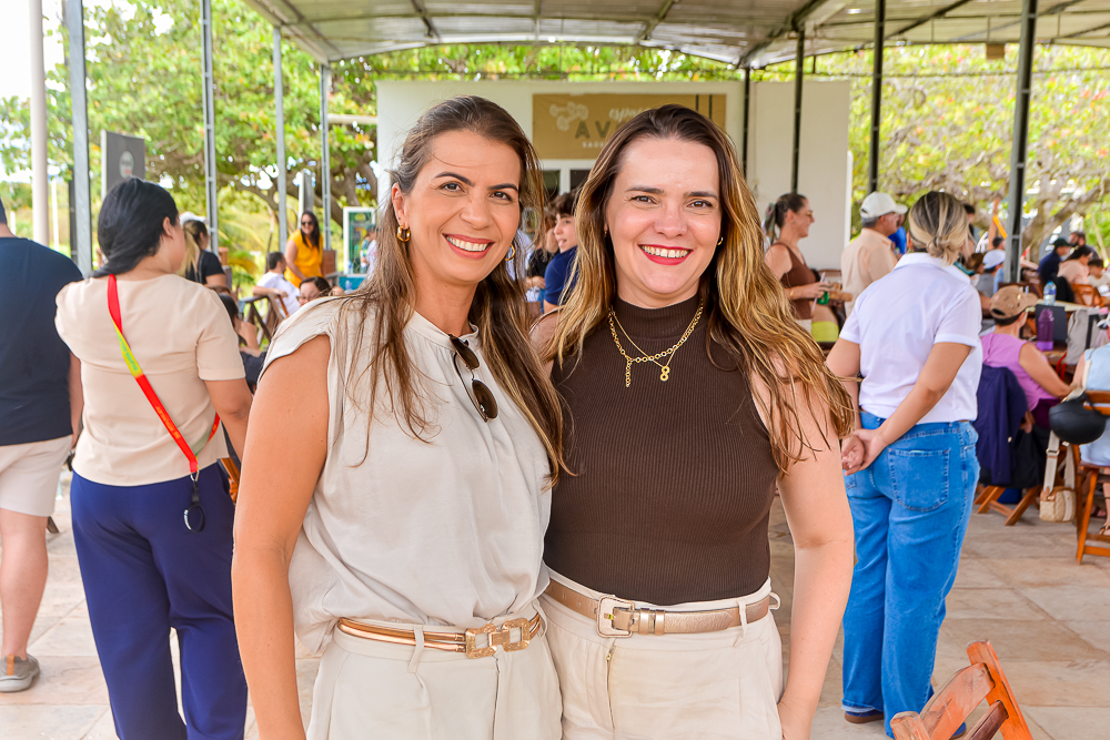 Ana Alice Zardo E Lívia Hissa