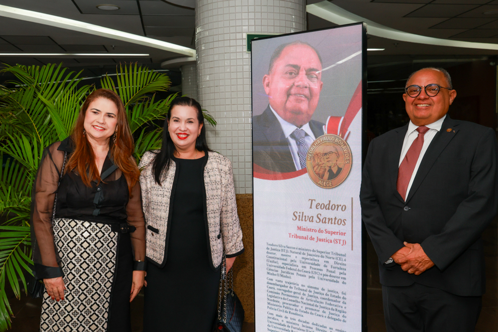 Ana Maysa, Christiane Leitão E Teodoro Silva Santos