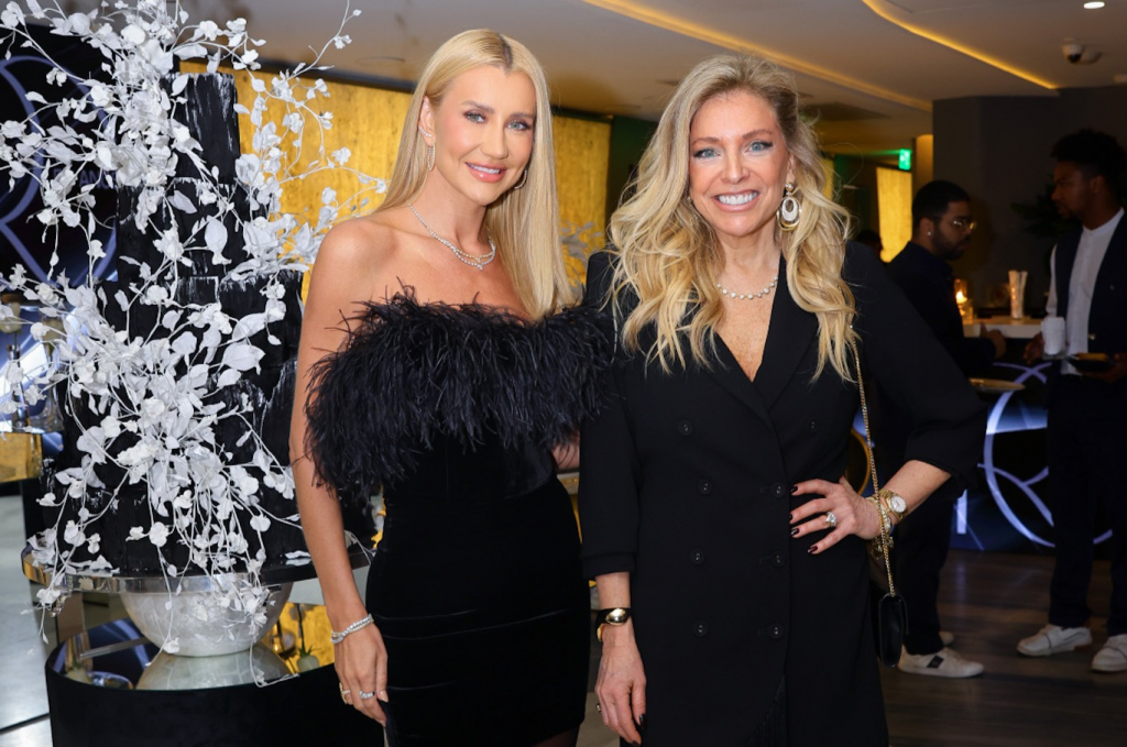 Ana Paula Seibert E Sacha Chryzman