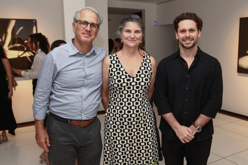 Olhar interior - Com presença de Christian Cravo, Exposição “Anima” é inaugurada na Galeria Multiarte, em Fortaleza