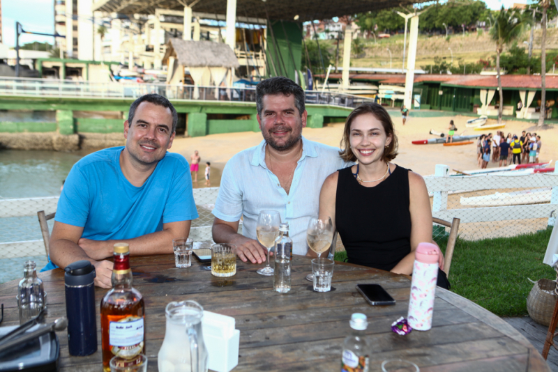 Dias de lazer - Feriadão de Nossa Senhora da Assunção agita o Iate Clube de Fortaleza
