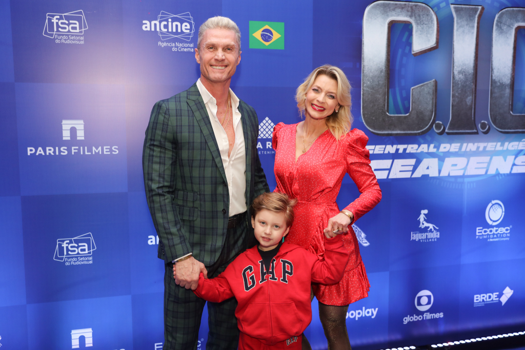 André Segati, Louise Nagel E Bryan