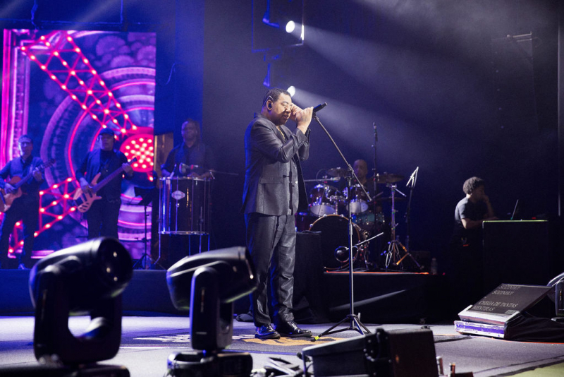 Noite inesquecível - Galvão Bueno, Raça Negra e convidados especiais movimentam o festão dos 60 anos de Idézio Rolim em Guaramiranga