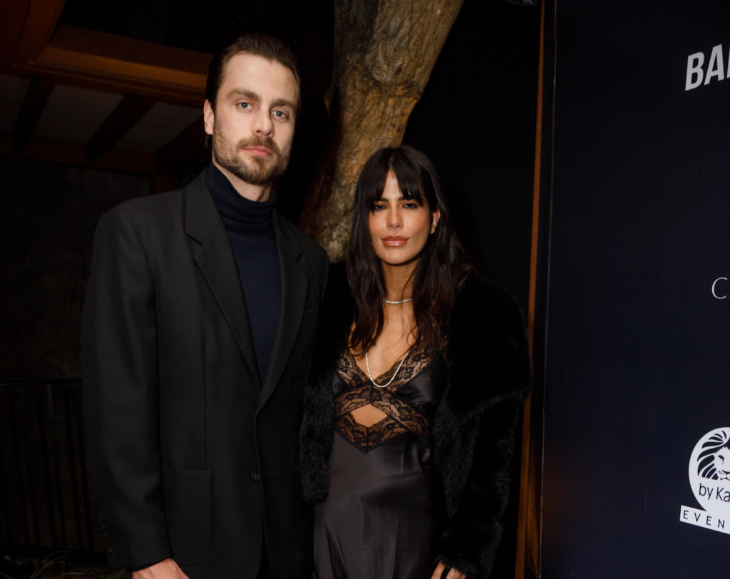 Anttónia E Namorado