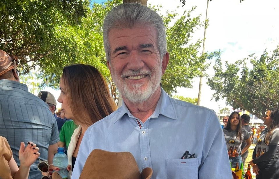 Ex-prefeito de Juazeiro do Norte, Arnon Bezerra, volta a Brasília como deputado federal