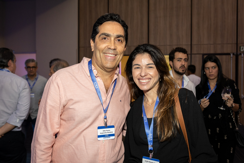 Átila Passos E Emília Moreira