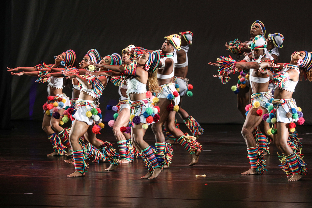 Balé Folclórico Da Bahia (2)