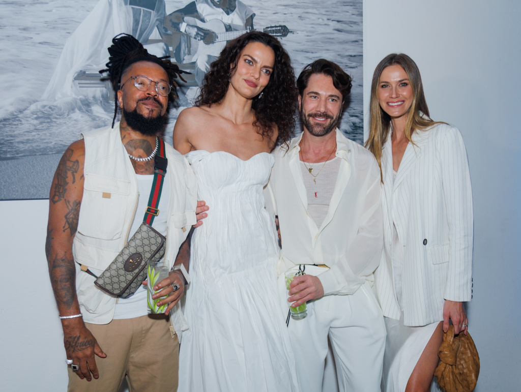 Barbara Fialho E Amigos