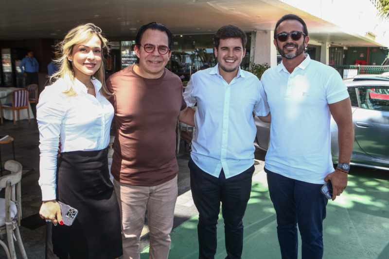 Grupo Viaturas - Em meio a Porsches, Mercedes AMG, Audi R-8 e carros clássicos, o novo Chevrolet Spark rouba a cena no Iate Clube de Fortaleza