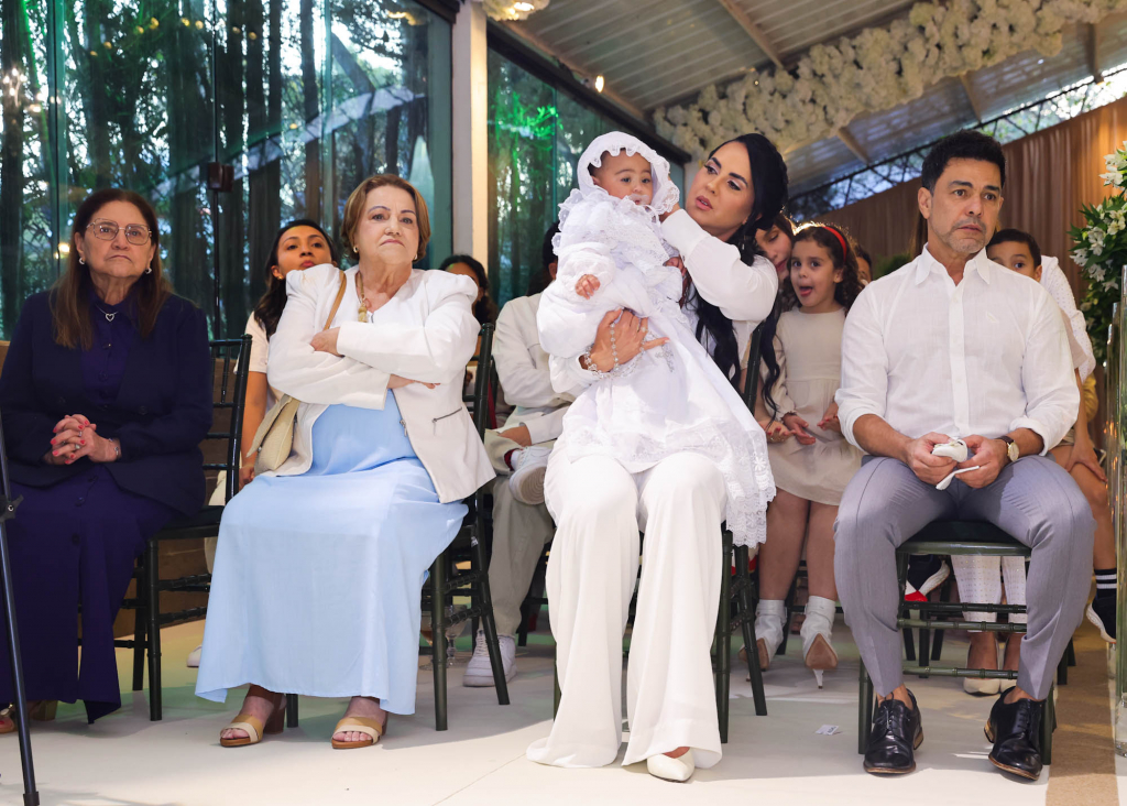 Batizado De Filha De Zezé Di Camargo E Graciele (4)