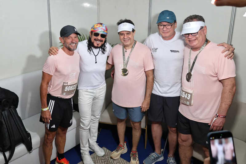 Energia Contagiante - Bell Marques comanda manhã de música e esporte na orla de Fortaleza com a Corrida 100% Você