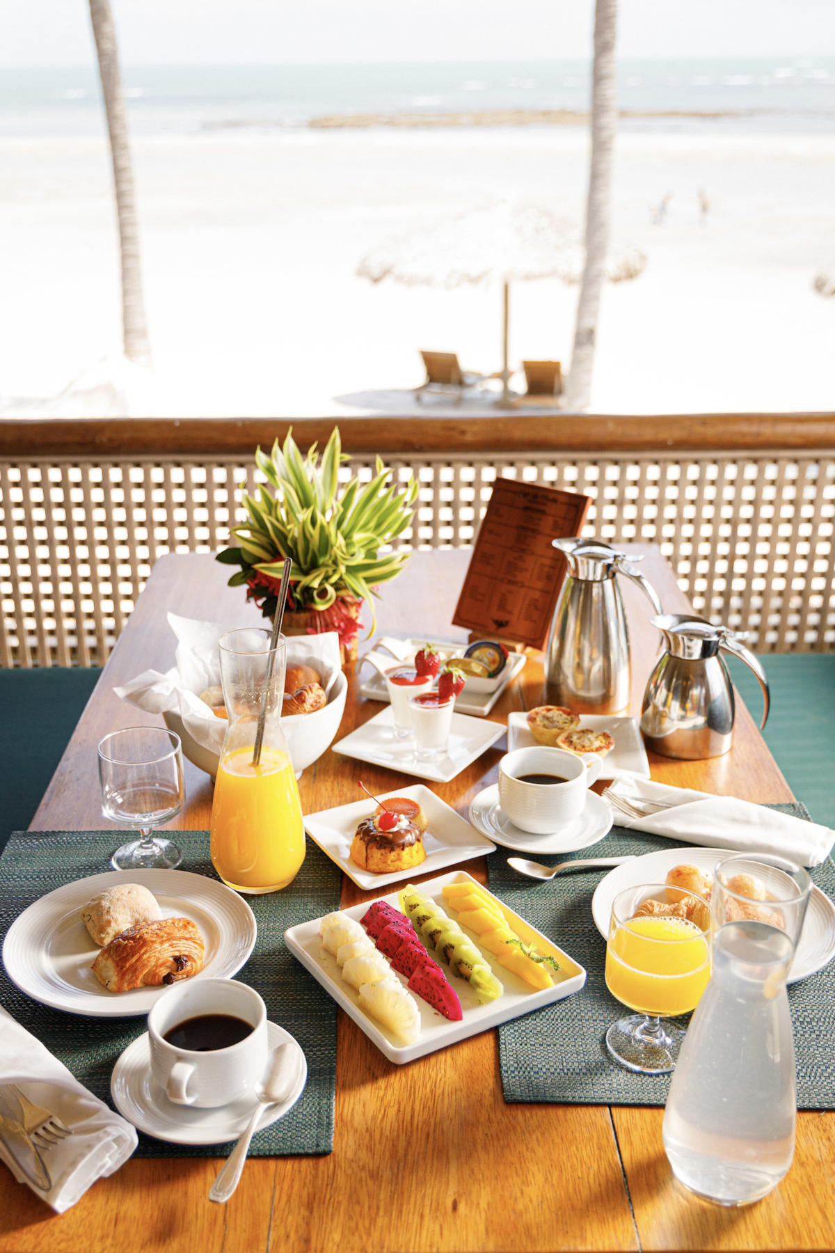 Café Da Manhã à Beira Mar No Vila Selvagem
