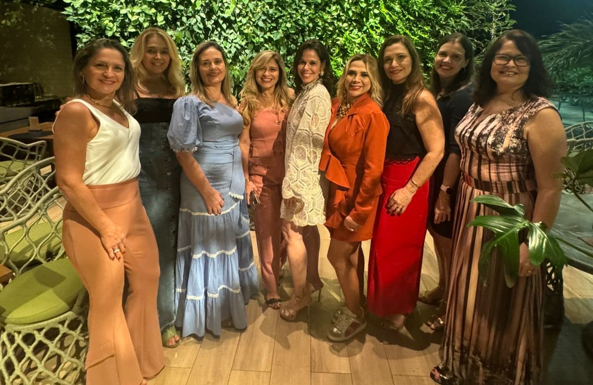 Mirella Tomás ganha festa de aniversário surpresa no Gran Marquise