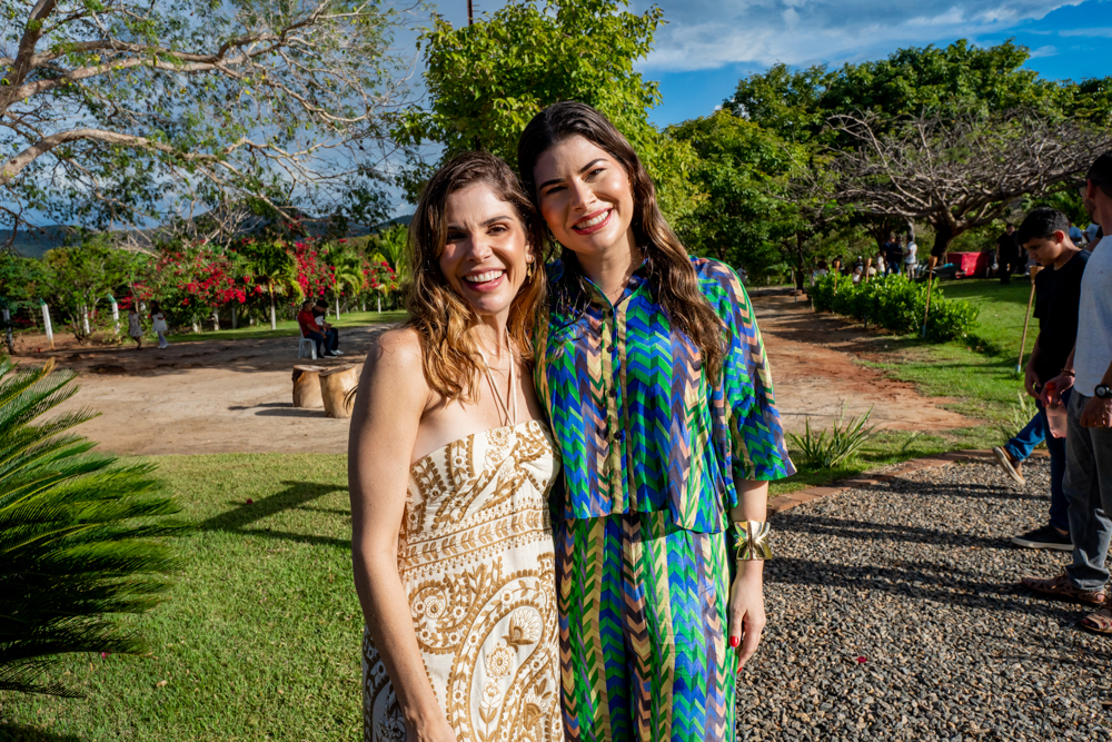 Carol Bezerra E Ursula Mota (1)
