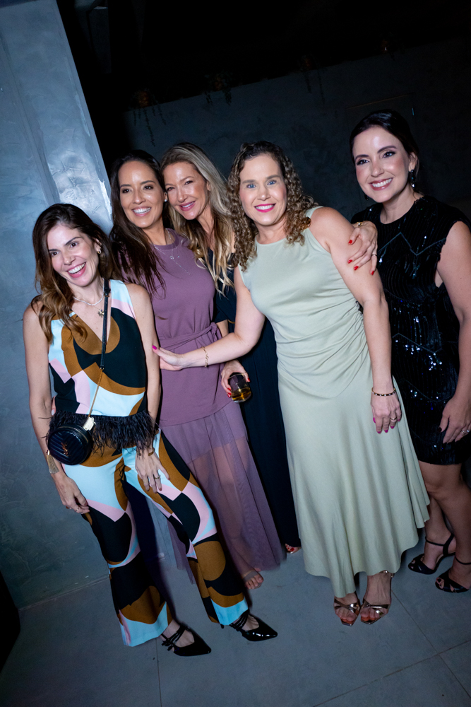 Carol Bezerra, Giselle Bezerra, Carmem Rangel, Cybelle Campos E Joana Moreira