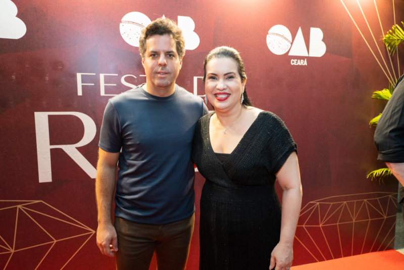 No Centro de eventos - Elba Ramalho comanda Festa do Rubi em noite de celebração da advocacia cearense