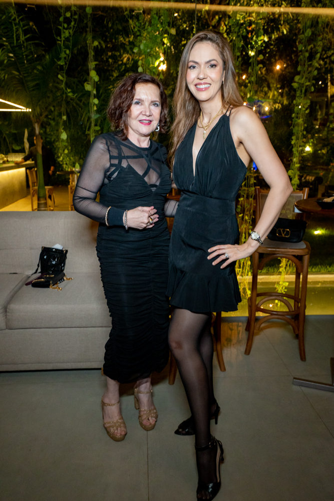 Cláudia Rebouças E Ana Flávia Torquato