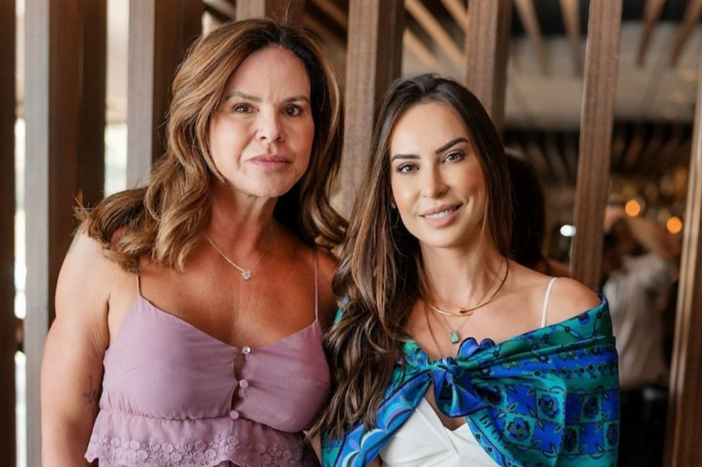 Cláudia Salomão E Kheli Abreu