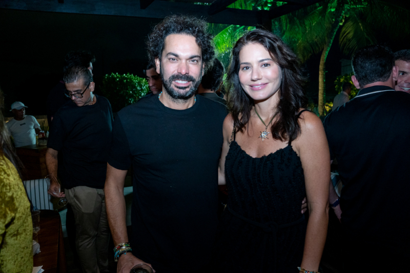 Chic & Intimista - Arquiteto Marcelo Franco abre as portas de seu elegante endereço para festejar a nova idade