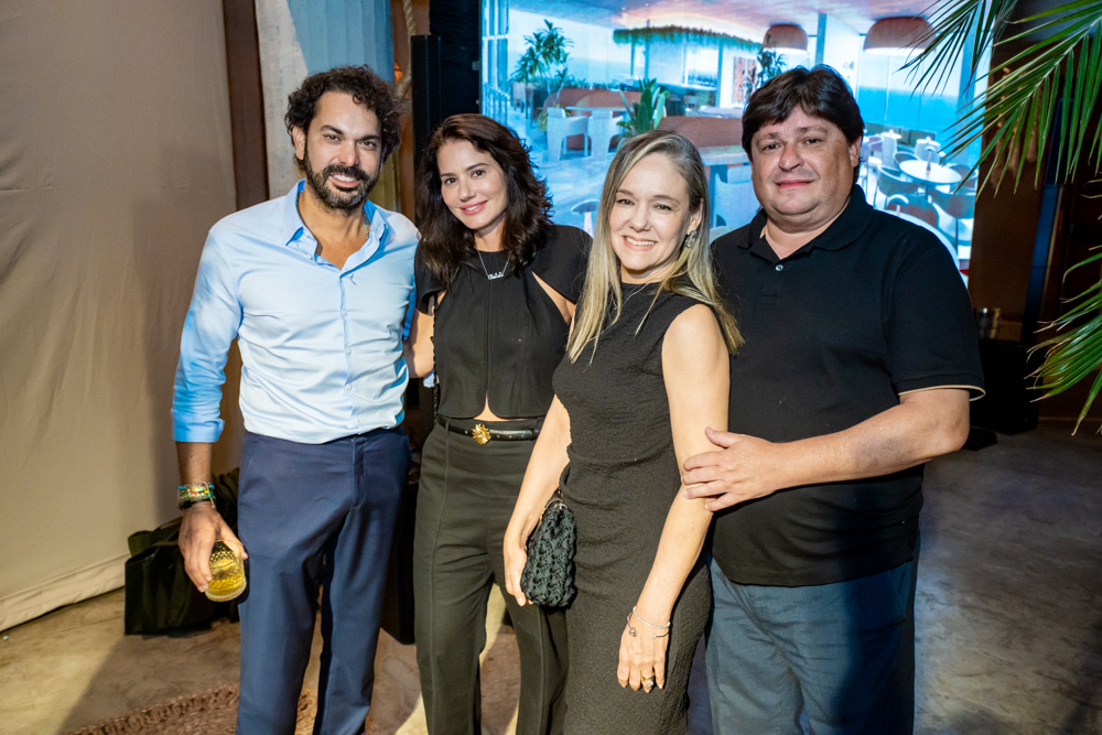 Cláudio E Renata Vale, Erika E George Lima