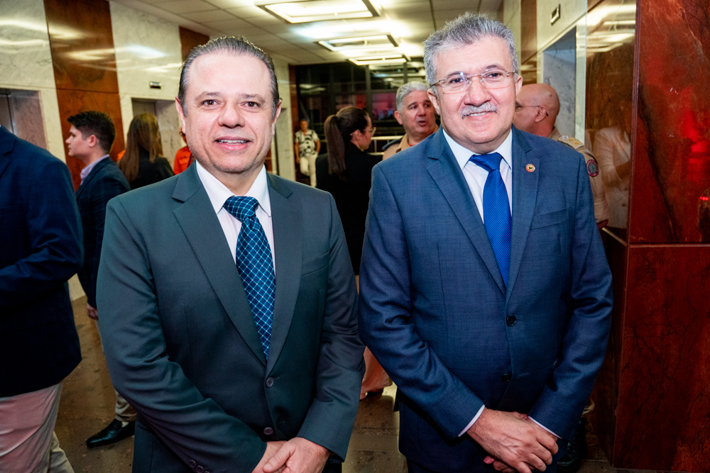 Cláudio Pinho E Antônio Henrique