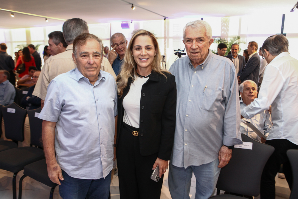 Claúdio Targino, Camila Fragoso E Roberto Macedo