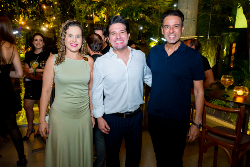 Fervo no Pipo - Niver de Pedro Gurjão agita novo espaço do Pipo Restaurante