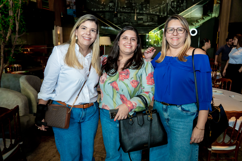 Daiane Maciel, Carla Barros E Evila Freitas