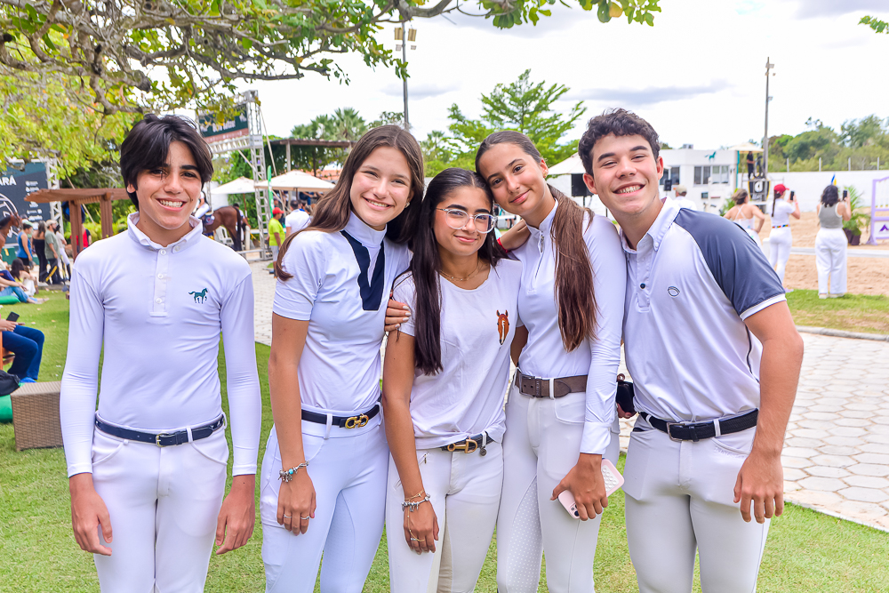 Danilo Cavalcante, Giovana Feitosa, Clara Teixeira, Valentina Medina E Vinicius Arruda