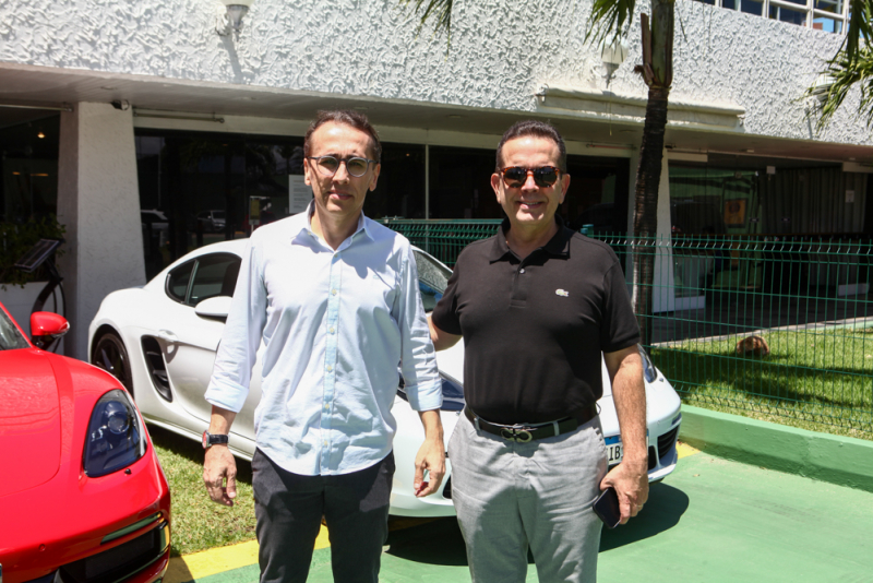 Grupo Viaturas - Em meio a Porsches, Mercedes AMG, Audi R-8 e carros clássicos, o novo Chevrolet Spark rouba a cena no Iate Clube de Fortaleza