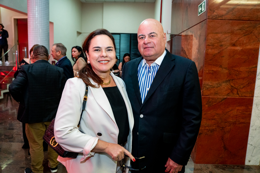 Denise E Luciano Cavalcante