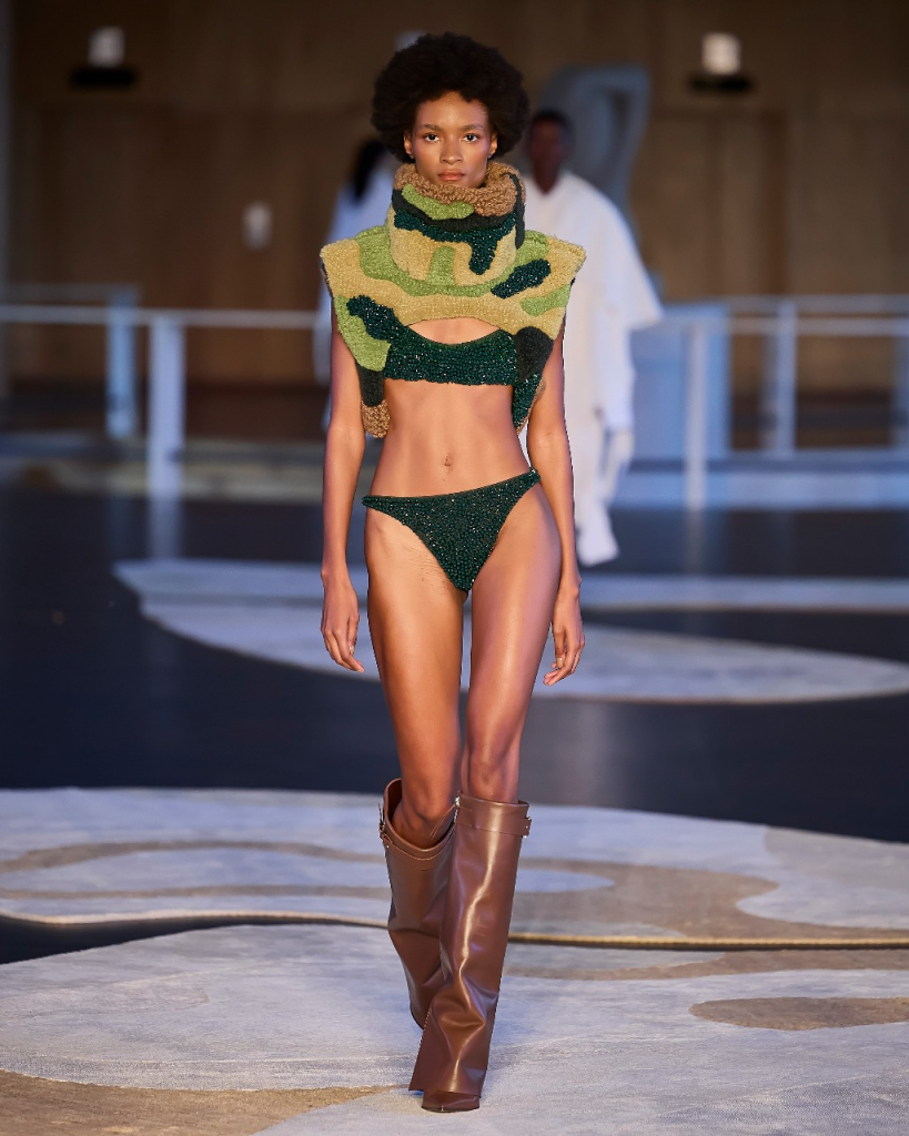 Desfile Lenny Niemeyer No Rio (3)